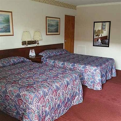 Holiday Lodge Virginia Pearisburg 外观 照片